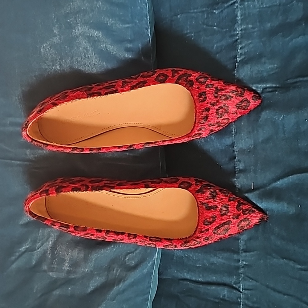 UGG CALFS hair ballet flats size 8 and lightly worn